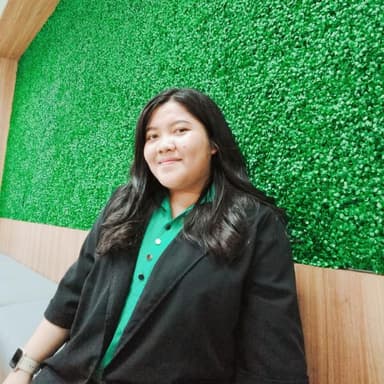 Sdri. Ayunda R. Madao